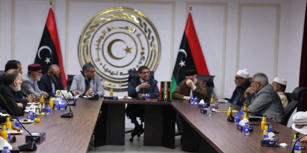 لقاء موسع لبحث تحديات المهجرين وتعزيز جهود العودة الآمنة