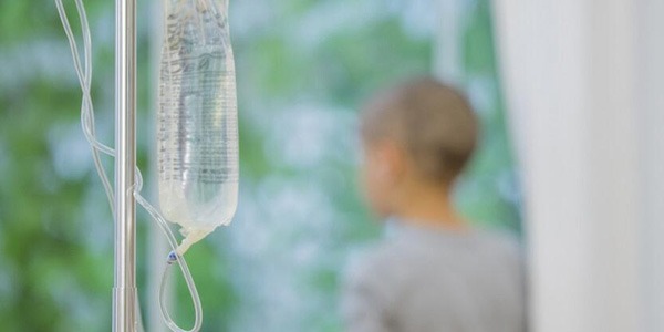 مواد كيميائية شائعة في المطبخ والمياه ترتبط بسرطان منتشر لدى الأطفال