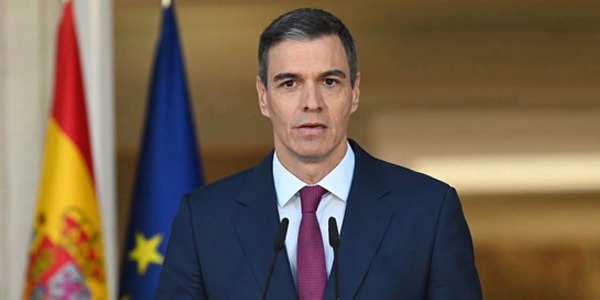 رئيس وزراء إسبانيا: خبر وقف إطلاق النار في إيران "إيجابي"