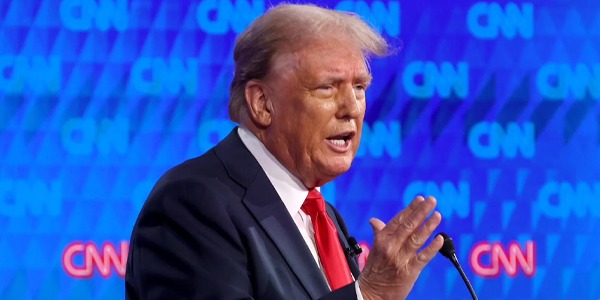 ترامب يهاجم CNN ويهدد برفع دعوى بعد تقرير عن “نصر إيراني كبير"