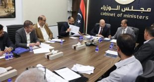 اجتماع حكومي لمتابعة إزالة التشوهات بطريق المطار استعدادًا لافتتاحه