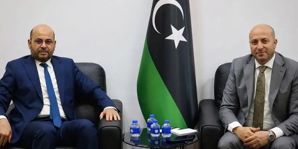 الخدمة المدنية تبحث إصلاحات إدارية وتعزيز كفاءة الجهاز الحكومي