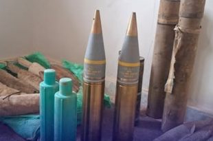 مركز شرطة أقار يضبط ذخائر وقذائف مخبأة خلال تمشيط أمني بوادي الشاطئ