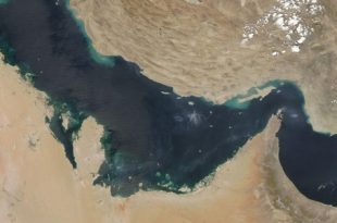 إيران: سفن الدول الملتزمة بعقوبات أمريكا ستواجه صعوبات في عبور هرمز