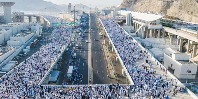 ضيوف الرحمن يتوافدون على مشعر منى في يوم التروية