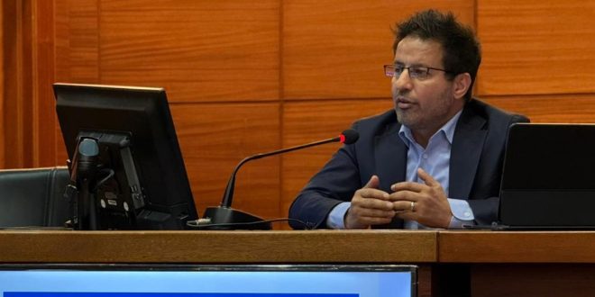 الحرية الأكاديمية والتراث العربي في محاضرة نقدية