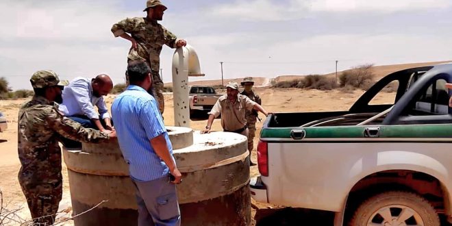 إزالة تعديات على خط النهر الصناعي وإحالة المخالفين للنيابة ببني وليد