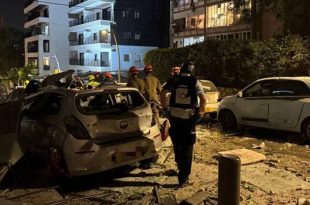 إيران تضرب "رامات دافيد" . والعراق يغلق أجواءه.. وترامب يحاول كبح نتنياهو