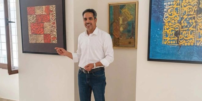 التشكيلي عزيز الفنادي: الحرف العربي كائن بصري يعبر من التراث إلى الرقمنة