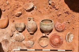 من أعماق الرمال إلى صفحات التاريخ.. مقبرة رومانية في "بن جواد"