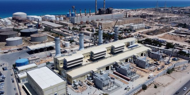 محطة توليد كهرباء غرب طرابلس تضم وحدات توليد تعمل بالغاز الطبيعي، وتعد من المحطات الرئيسية التي تدعم الشبكة الكهربائية في ليبيا.