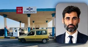 صورة مركبة تظهر محطة وقود تابعة لشركة البريقة لتسويق النفط وبها سيارات تتزود بالوقود، وإلى جانبها صورة شخصية للمتحدث باسم الشركة أحمد رجب المسلاتي.