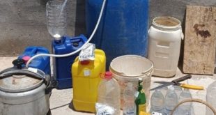 جهاز مكافحة المخدرات بمصراتة يضبط 3 أشخاص بتهمة تصنيع وبيع الخمور