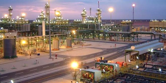 صورة لمجمع مليتة الصناعي للنفط والغاز في ليبيا، أحد أهم مرافق إنتاج ومعالجة الغاز وتزويد محطات الكهرباء بالإمدادات الحيوية.