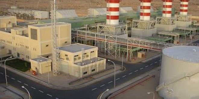 محطة الخمس لتوليد الكهرباء في ليبيا، إحدى محطات إنتاج الطاقة التي تعتمد على إمدادات الوقود لتشغيل وحداتها في ظل تراجع إمدادات الغاز الطبيعي