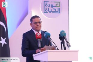 رئيس حكومة الوحدة الوطنية عبدالحميد الدبيبة يلقي كلمة خلال فعاليات الحوارية الوطنية للإسكان والتمويل العقاري بحضور وسائل الإعلام