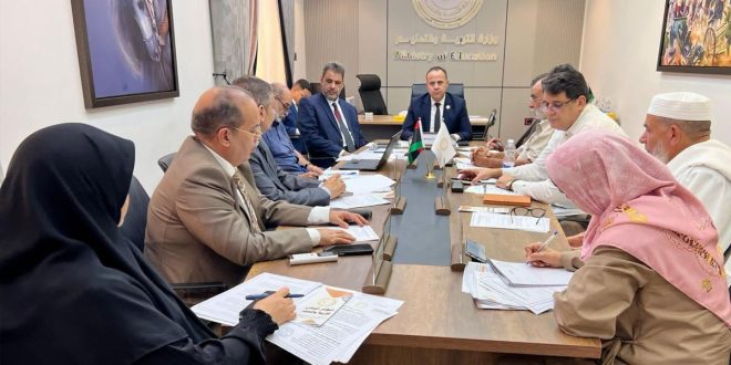 وزير التربية والتعليم الدكتور محمد القريو يترأس اجتماع اللجنة العليا لمتابعة ترتيبات المؤتمر الوطني للتربية والتعليم 2026.