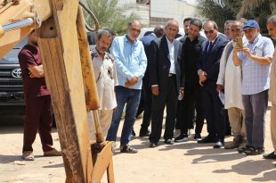وزير الموارد المائية حسني عويدان ومسؤولون يتفقدون موقع أعمال حفر ومعالجة ميدانية في بئر الغنم