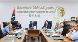 أعضاء اللجنة الوطنية المكلفة بإعداد الاستراتيجية الوطنية للهيدروجين الأخضر