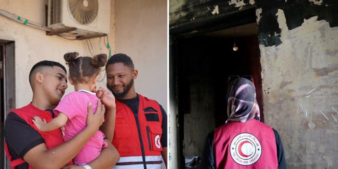 صورة مقسمة إلى جزءين؛ الأيمن يظهر متطوعة من الهلال الأحمر الليبي تقف أمام جدار منزل محترق ومتفحم، والأيسر يظهر متطوعين من الهلال الأحمر يحملان طفلة صغيرة ويبتسمان لها.
