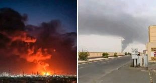 صورة مقسمة لجزءين تظهر حريقاً ضخماً ليلاً في منشأة نفطية وعمود دخان رمادي يتصاعد نهاراً قرب طريق عام في السعودية.
