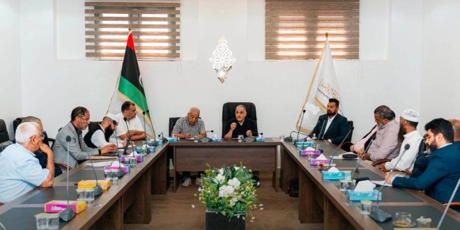 اجتماع الهيئة العامة للحج والعمرة مع منسقي المناطق لبحث قرعة الحج