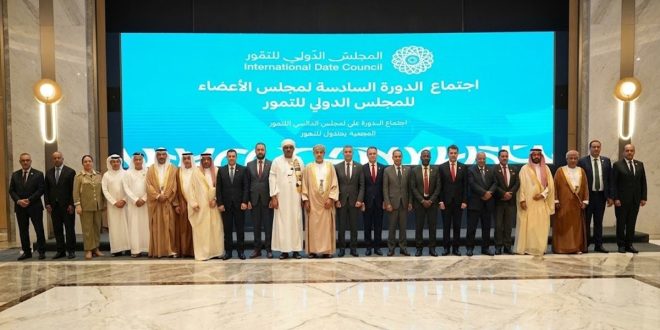 ليبيا عضو هيئة تنفيذية المجلس الدولي للتمور في مسقط