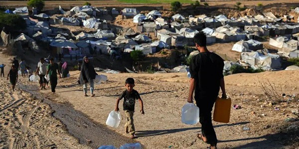 الإحتلال يستغل انشغال العالم بأزماته لتشديد الحصار وتجويع غزة