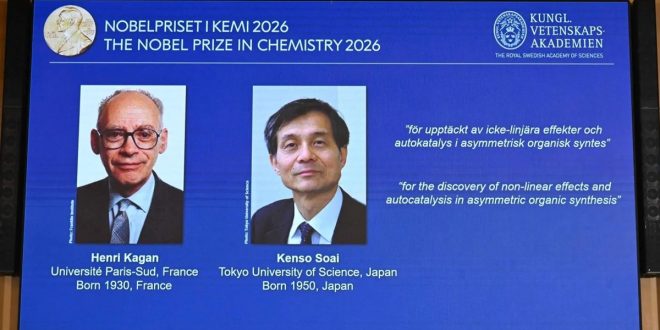 الفائزان بجائزة نوبل الكيمياء 2026 هنري كاجان وكينسو سواي