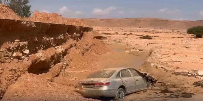 جزء متضرر من طريق غريان الشويرف جراء سيول الأمطار