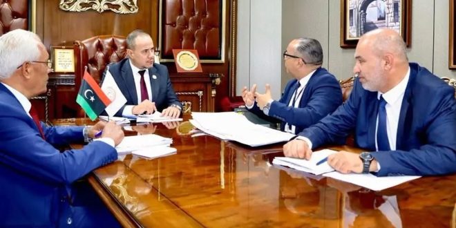 وزير التربية والتعليم يترأس اجتماعاً لمناقشة أوضاع أطفال الفئات الخاصة وتنظيم رياض الأطفال للتدخل المبكر.