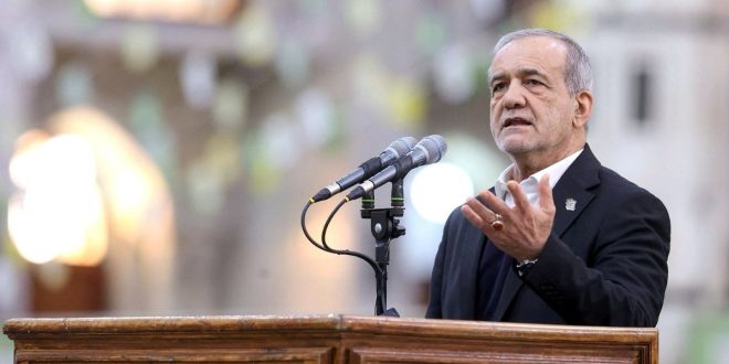 تصعيد غير مسبوق: طهران تحذر من أشد حصار منذ الثورة، وواشنطن تلوح بـ «أم القنابل»